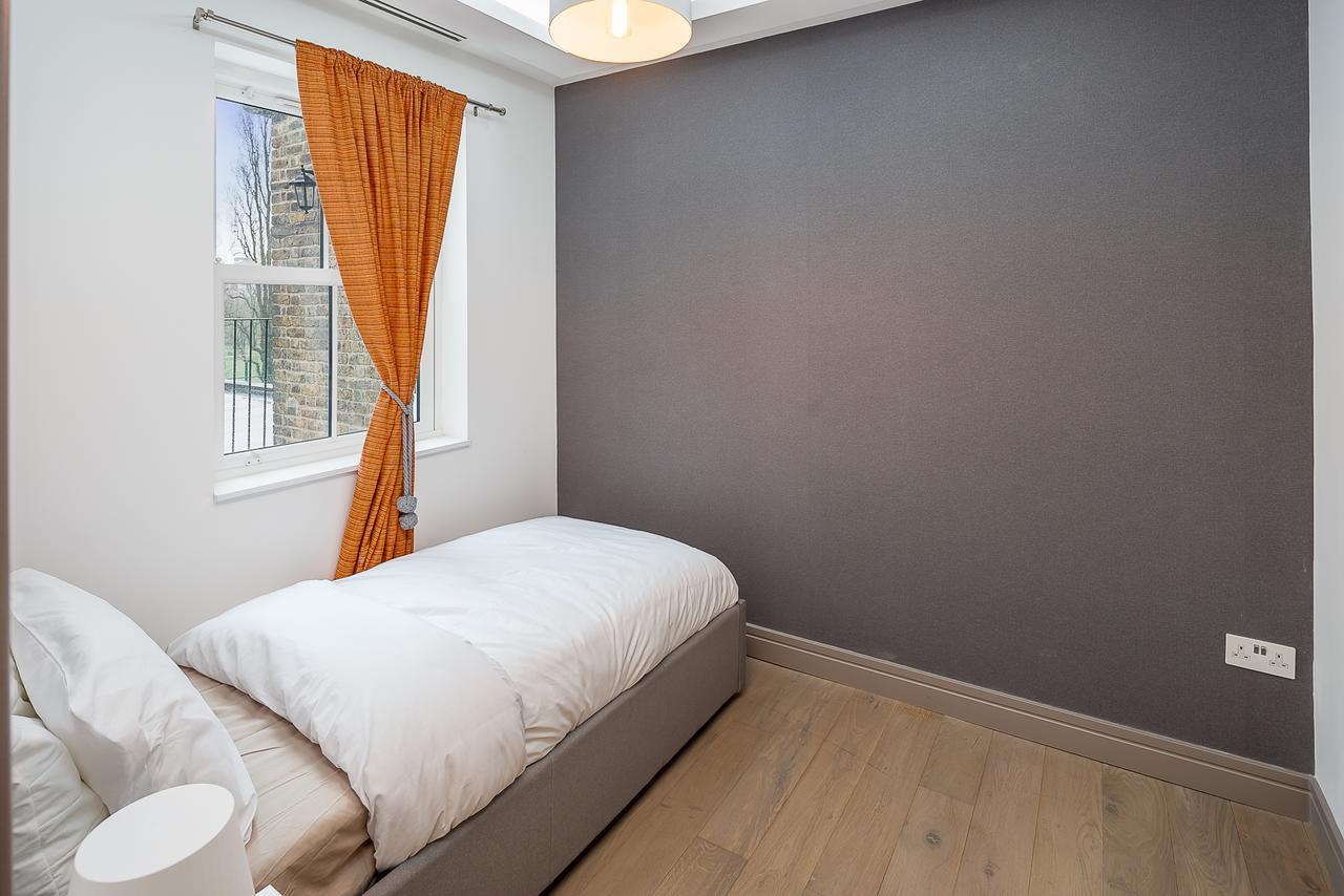 Regents Luxury * Londra